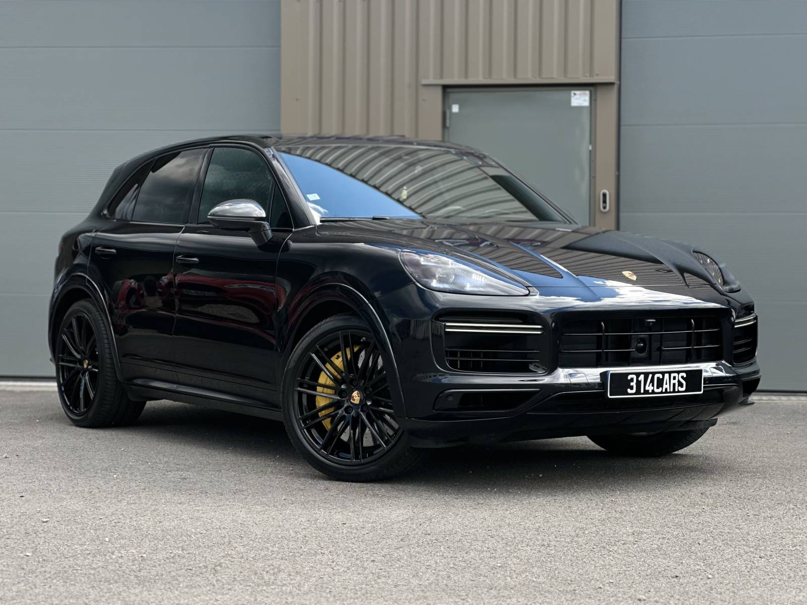 Estimation pour vente de véhicule Porsche rapide et fiable pour obtenir le meilleur prix Saint-Étienne 42