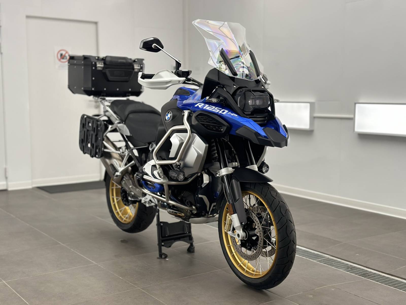 Traitement et protection Gtechniq haute performance effet hydrophobe incroyable pour carrosserie Saint-Étienne 42