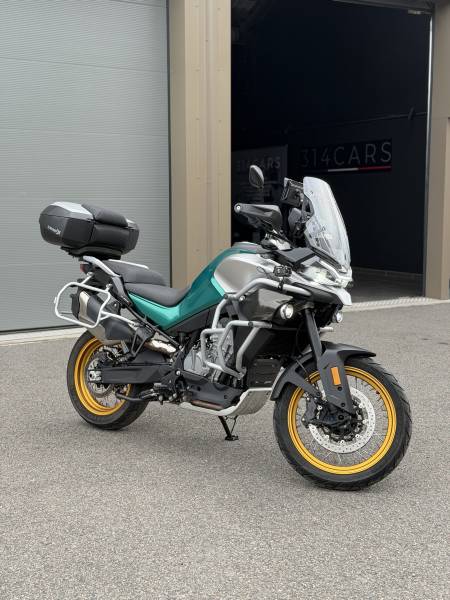 Covering complet CF-Moto 800MT Touring – Feurs, Charlieu, Riorges