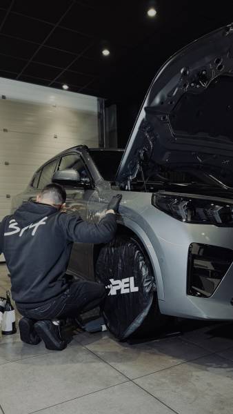 PPF XPEL transparent sur BMW X2 neuf – Atelier spécialisé à Roanne dans la Loire