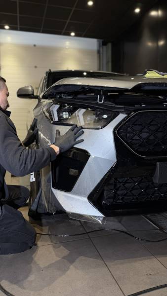 Protection carrosserie haut de gamme : BMW X2 avec PPF XPEL transparent – Roanne 42