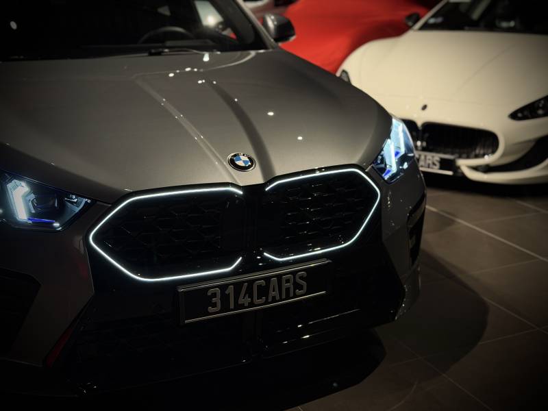 BMW X2 2025 gris métallique protégé par film PPF XPEL à Roanne