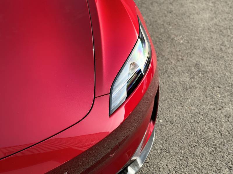 Traitement céramique d'une Tesla 3 Performance pour protéger la carrosserie à Roanne et sa région