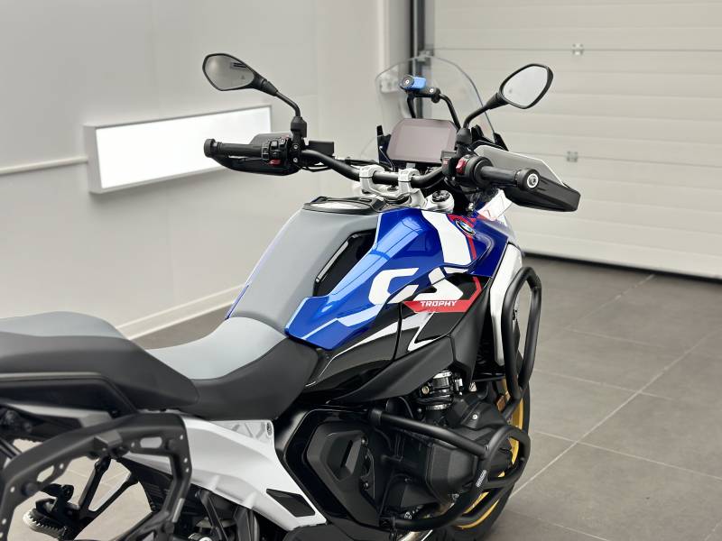 Traitement antirayures moto roanne lyon saint-etienne