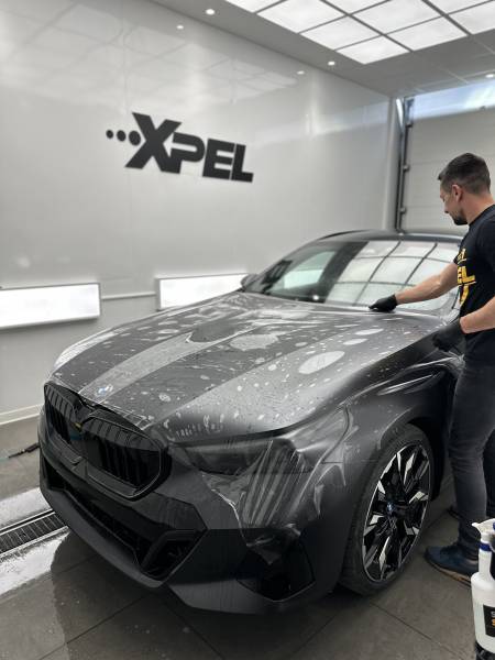 BMW Série 5 50e Touring mat protégée – atelier 314CARS