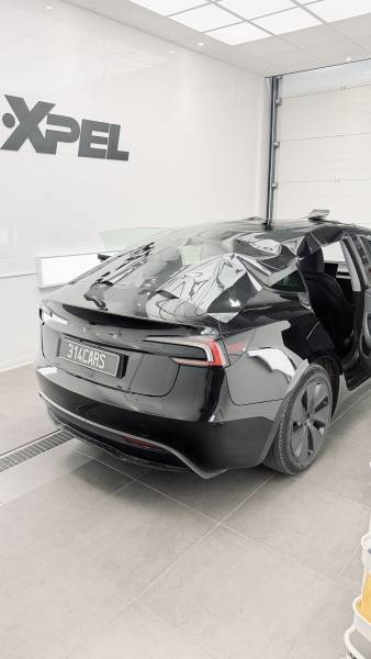 Vitres teintées Tesla Model 3 Highland noire 2026 à Roanne (Loire) – Pose pro chez 314CARS