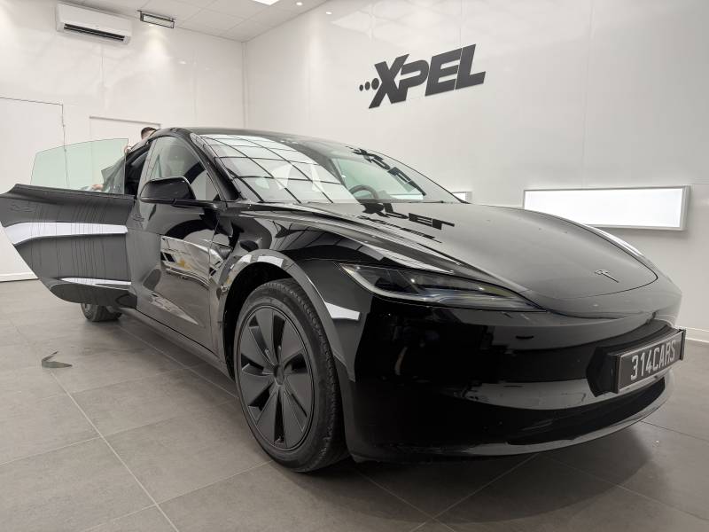 Vitres teintées Tesla Model 3 Highland noire 2026 à Roanne (Loire) – Pose pro chez 314CARS