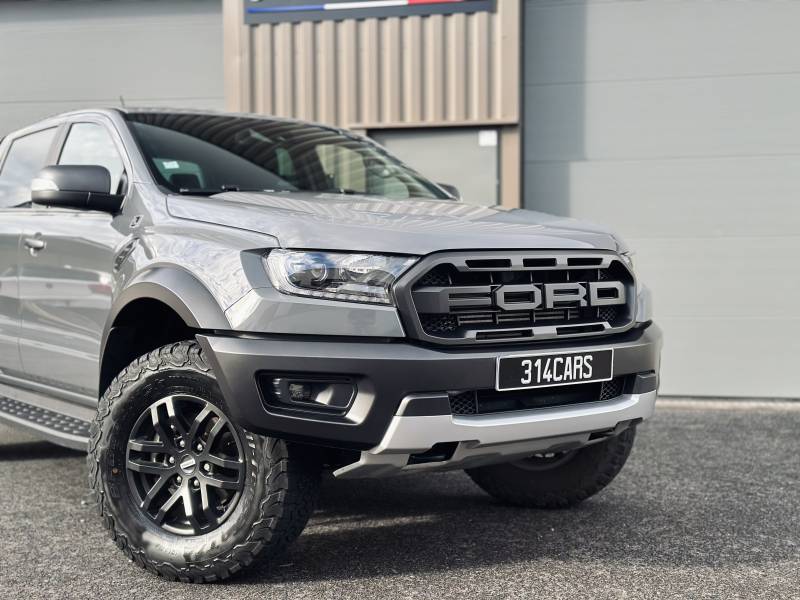 Protégez la carrosserie de votre pick-up Ford Ranger Raptor grâce au film transparent PPF XPEL à Roanne, dans la Loire, près de Lyon et Saint-Etienne
