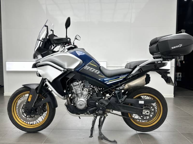 Transformation moto bleue en vert métallisé inspiré BMW – 314CARS Roanne